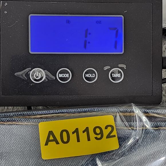 Old Navy Jeans Womens 6 TALL Blue Destroyed Extra High Rise Sky High Straight‎ - Picture 16 of 16